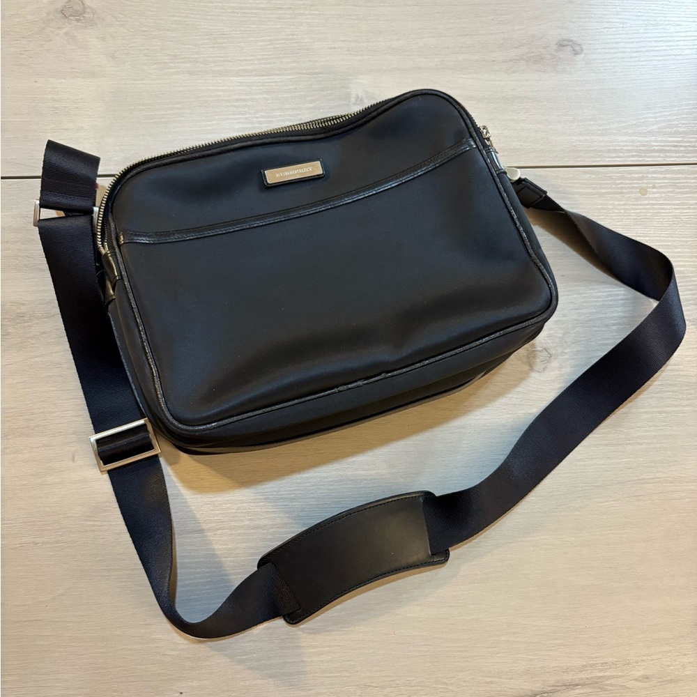 Burberry black Messenger Bag‎